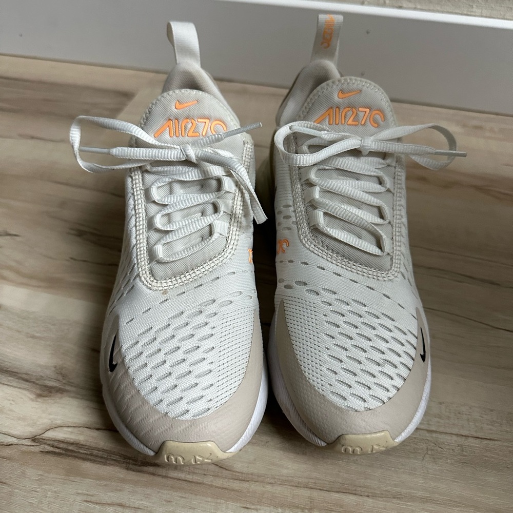 Nike Women's Air Max 270 Shoes